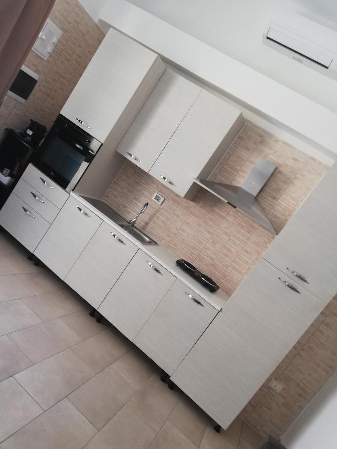 V&M Suite Con Jacuzzi Ostuni Exterior photo