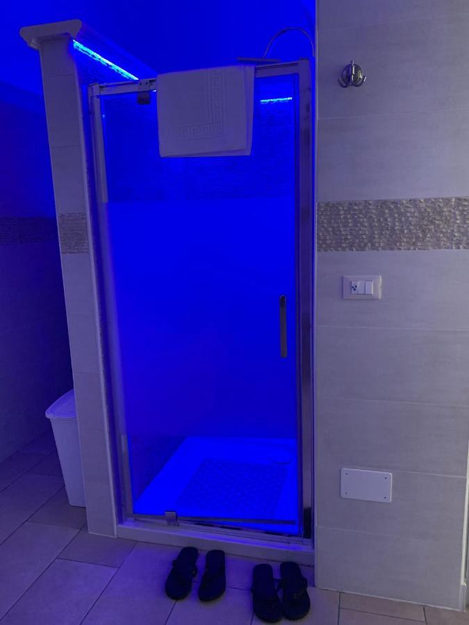 V&M Suite Con Jacuzzi Ostuni Exterior photo