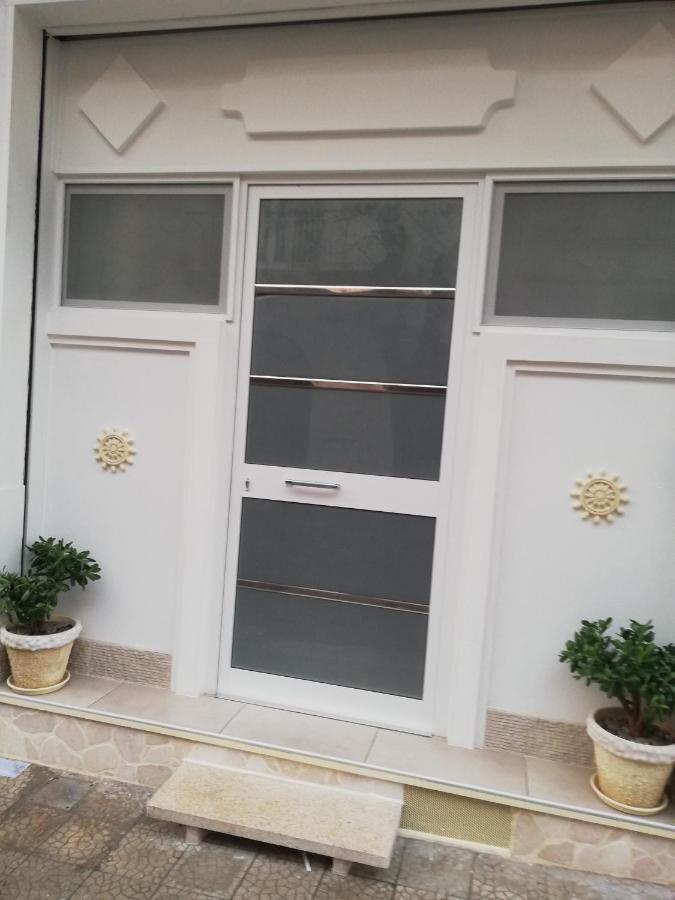 V&M Suite Con Jacuzzi Ostuni Exterior photo