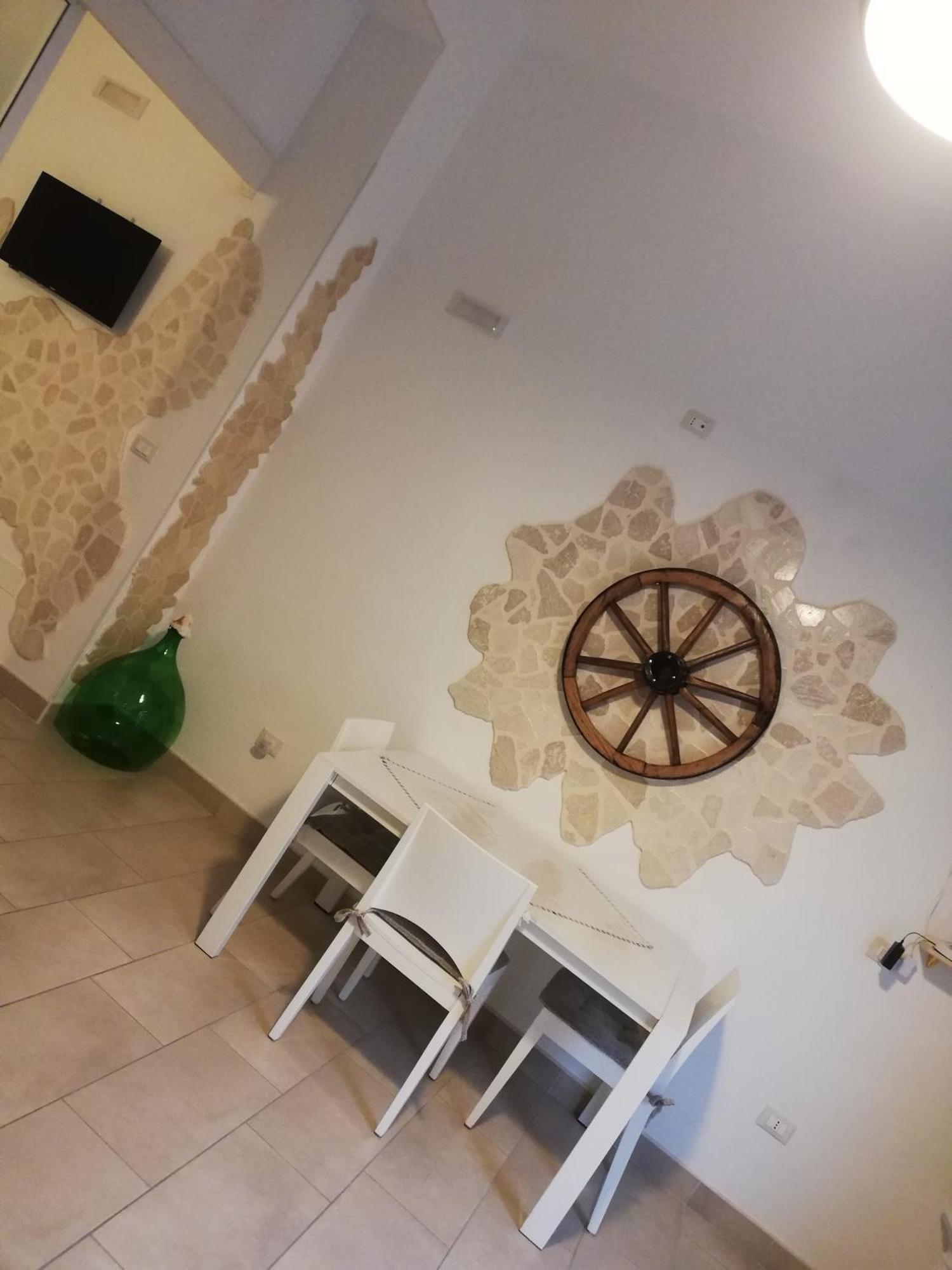V&M Suite Con Jacuzzi Ostuni Room photo